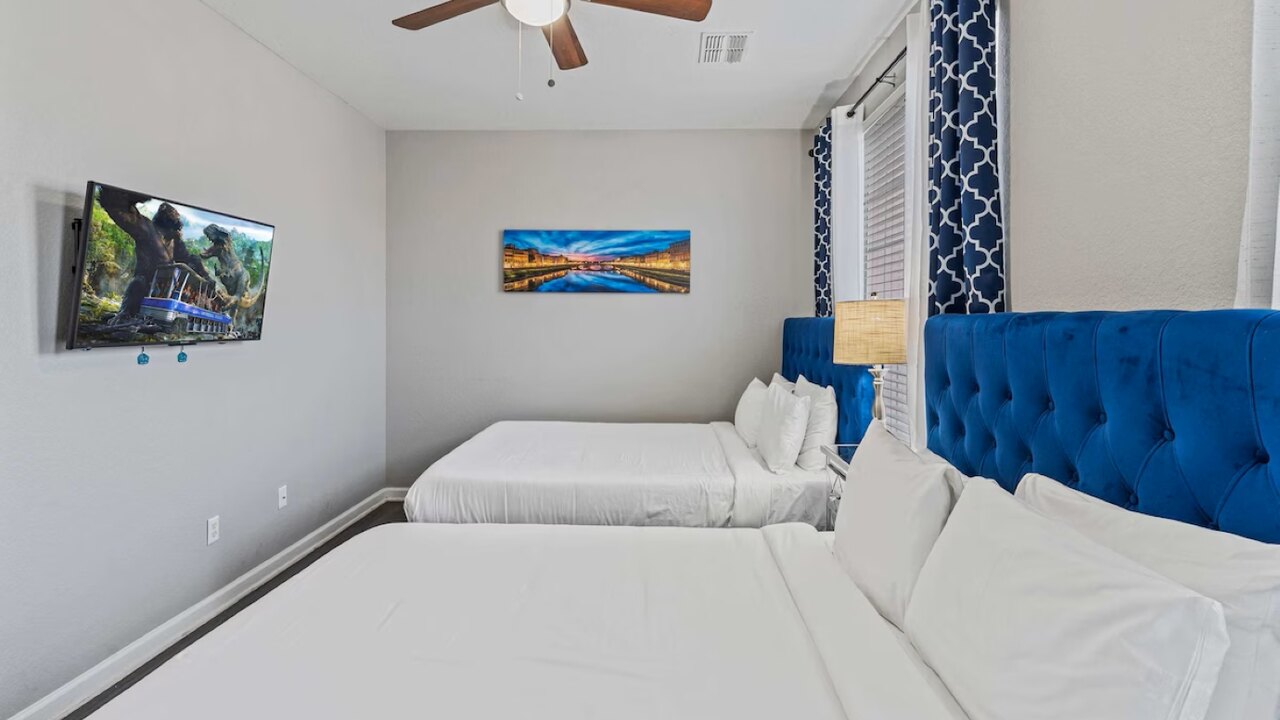 4801 Modern 3BD & 3Bath Oasis at Vista Cay #166 - Image 6