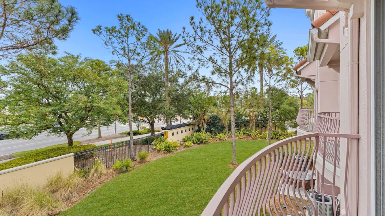 4801 Modern 3BD & 3Bath Oasis at Vista Cay #166 - Image 12