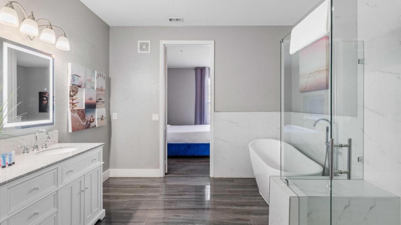 4816 Cayview Avenue #303 - Image 22